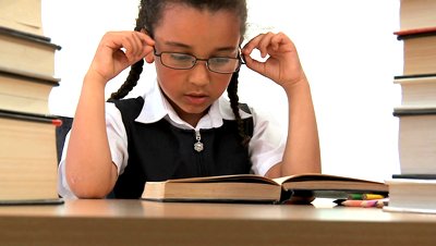 schoolgirl-reading-books